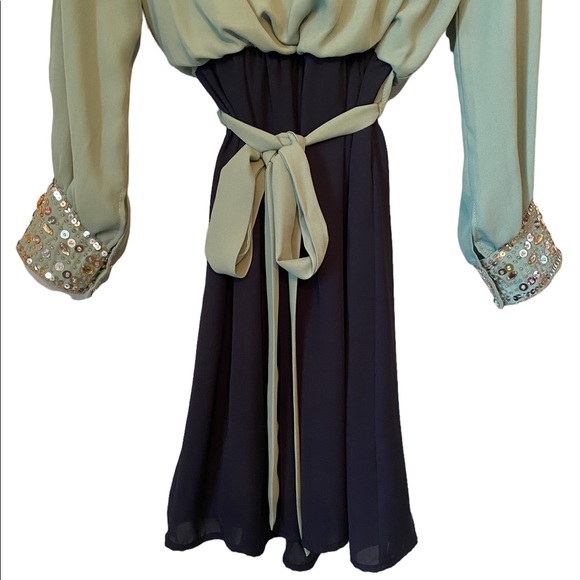 Hot & Delicious Green and Blue Long Sleeved Dress - Picture 3 of 13
